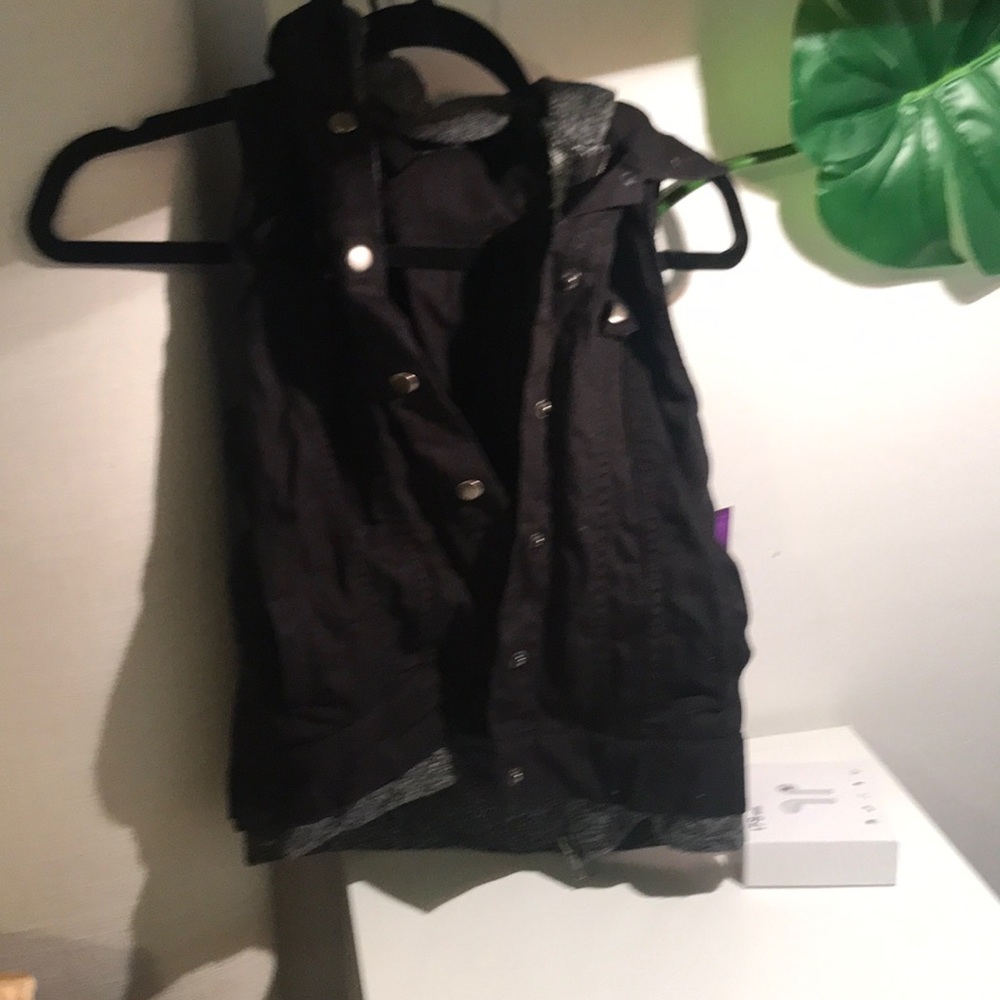 Black lined vest